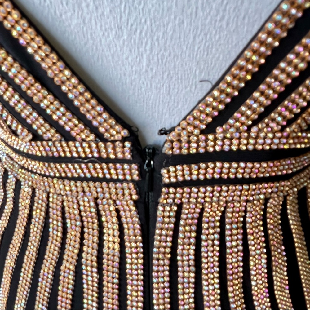 JOVANI Rhinestone Sleeveless V-Neck Deep Back Gold/Black Prom Dress—SZ. 8 - Picture 8 of 17